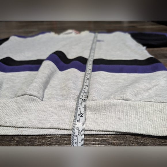 90s Pony Crewneck - Picture 4 of 6